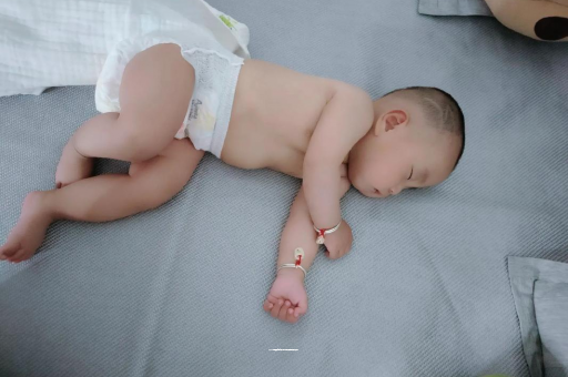 云浮9个月宝宝可以吃盐吗